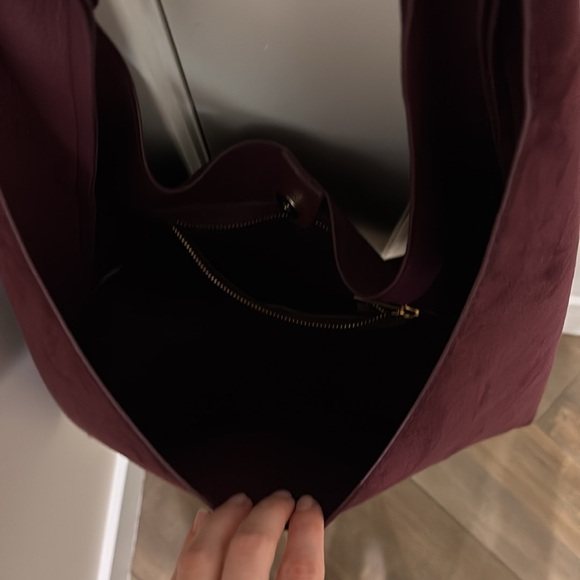 BRAND NEW Banana Republic Shoulder Bag - Picture 3 of 4